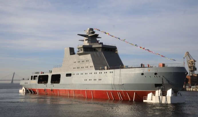 俄媒：俄发展军用破冰船捍卫北极利益